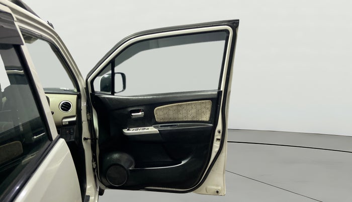 2016 Maruti Wagon R 1.0 VXI AMT, Petrol, Automatic, 31,580 km, RHS Front Door