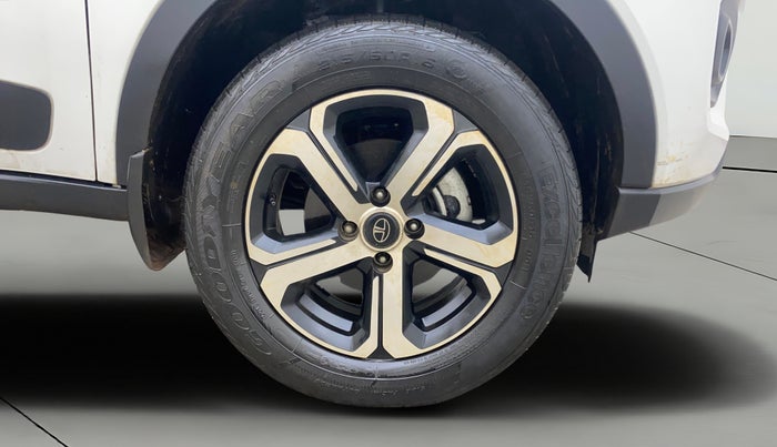 2022 Tata NEXON XZ PLUS (HS) PETROL, Petrol, Manual, 28,620 km, Right Front Wheel