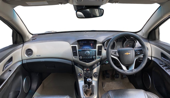 2017 Chevrolet Cruze LTZ, Diesel, Manual, 86,041 km, Dashboard