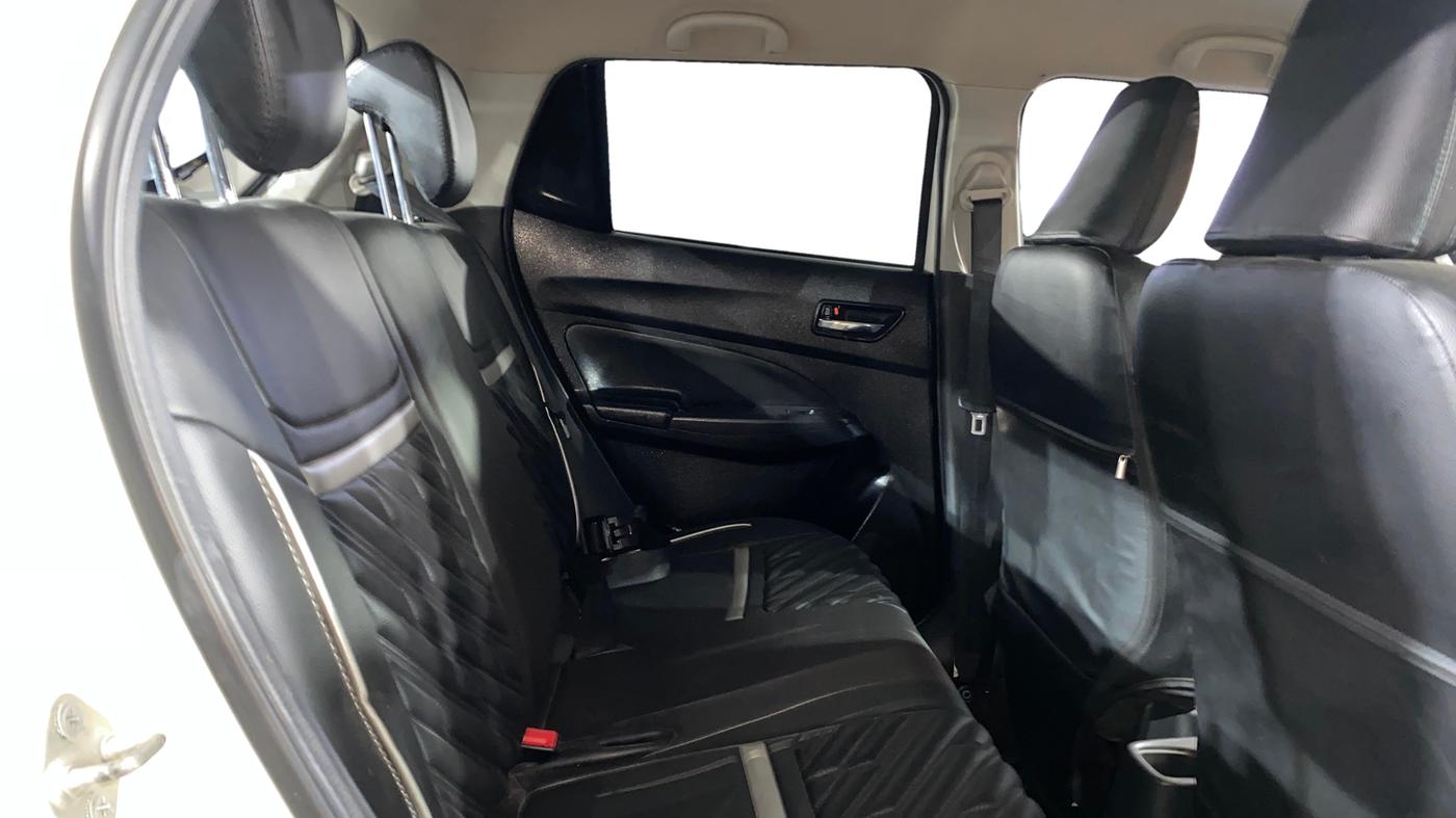 2023 Maruti Swift ZXI PLUS AMT DUAL TONE, Petrol, Automatic, 58,445 km, Right Side Rear Door Cabin