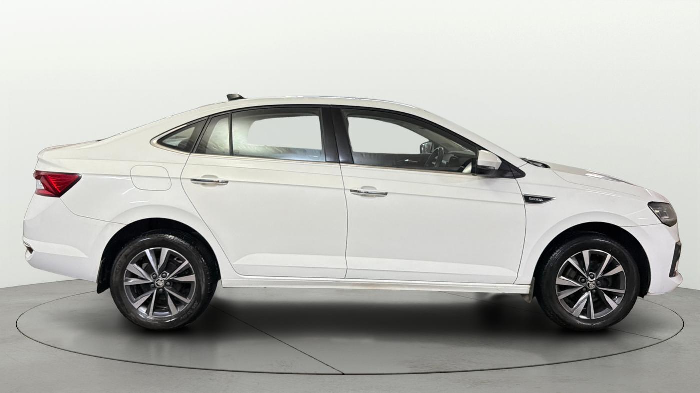 2023 Skoda SLAVIA STYLE 1.0L TSI AT, Petrol, Automatic, 17,785 km, Right Side View