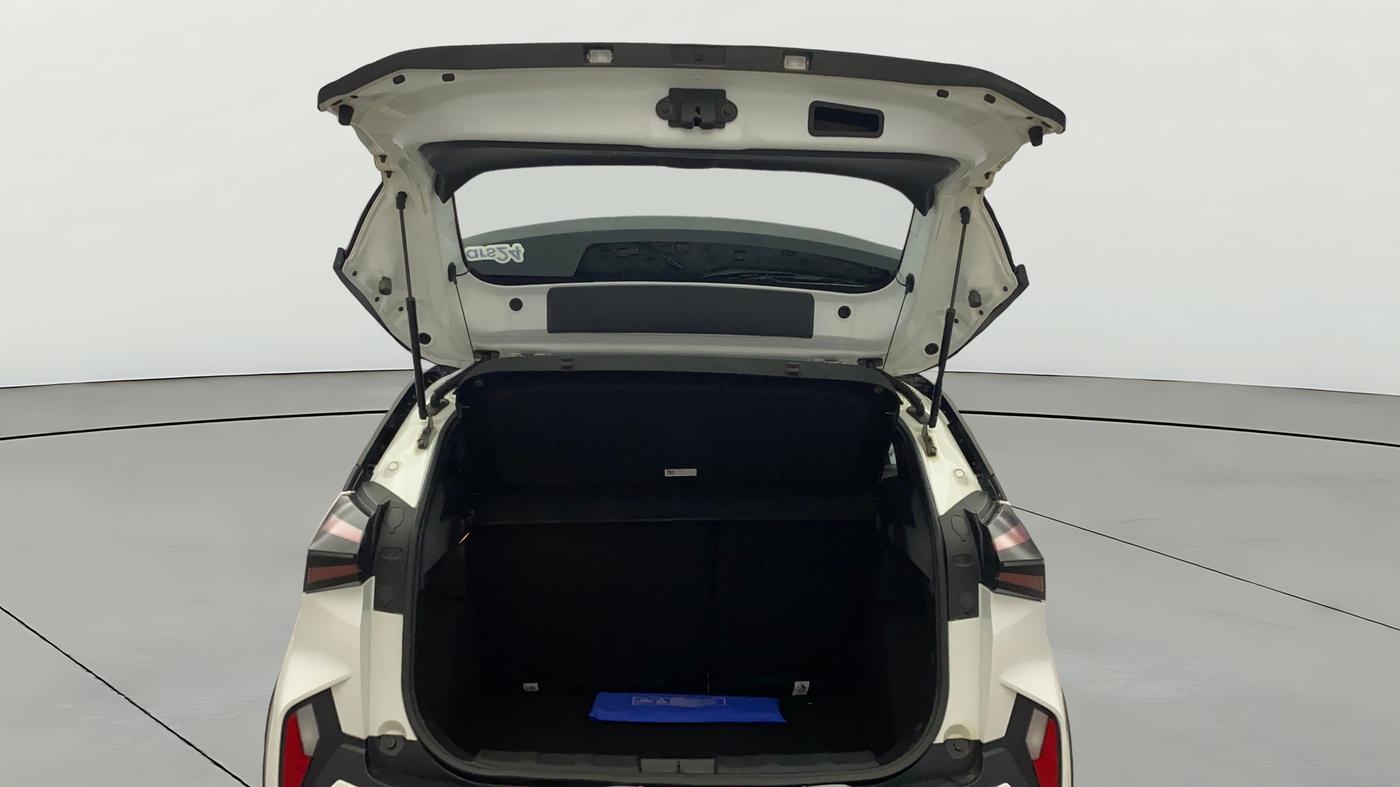 2023 Tata NEXON FEARLESS + SUNROOF DUAL TONE 1.2 PETROL, Petrol, Manual, 271 km, Boot Door Open