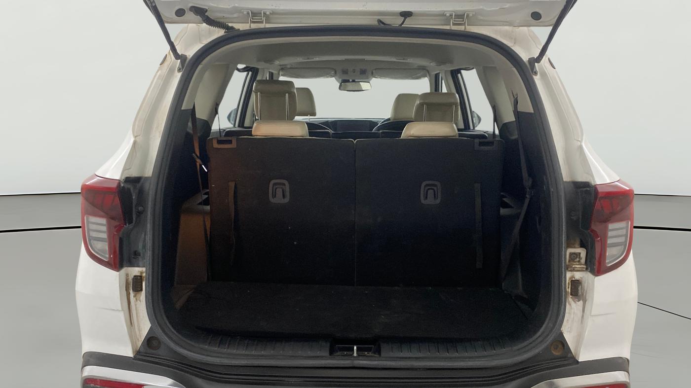 2022 KIA CARENS LUXURY PLUS 1.5 DIESEL 7 STR, Diesel, Manual, 91,907 km, Boot Open Zoomed View