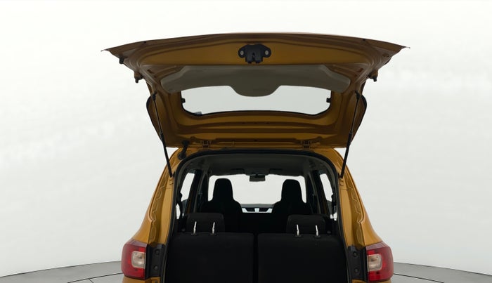 2020 Renault TRIBER RXZ AMT, Petrol, Automatic, 43,310 km, Boot Door Open