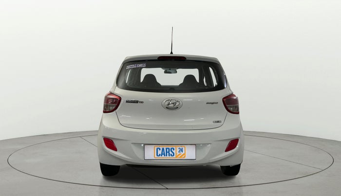 2016 Hyundai Grand i10 MAGNA 1.2 KAPPA VTVT, CNG, Manual, 1,37,728 km, Back/Rear