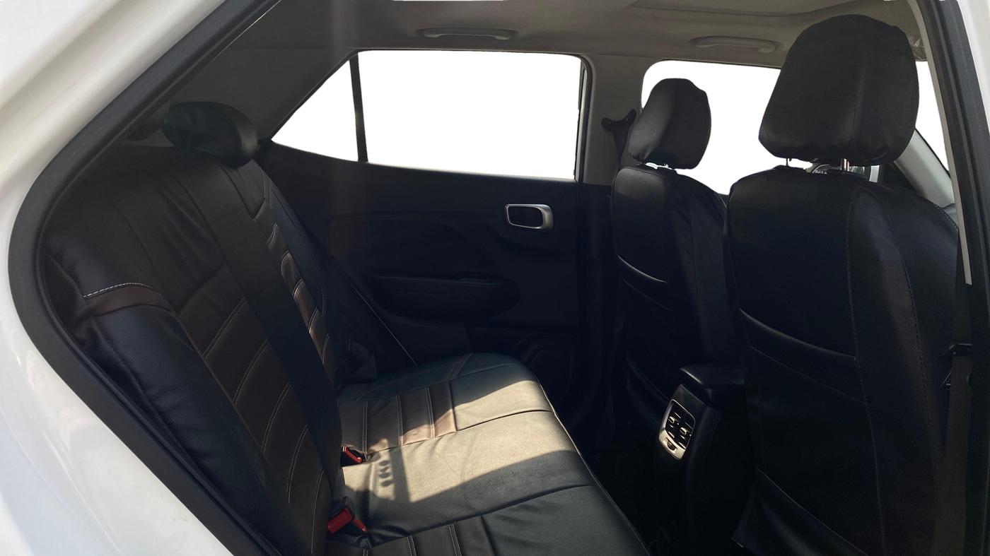 2020 Hyundai VENUE SX PLUS 1.0 TURBO DCT, Petrol, Automatic, 51,919 km, Right Side Rear Door Cabin