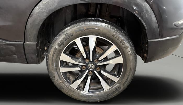 2022 Nissan Kicks XV 1.5, Petrol, Manual, 49,244 km, Left Rear Wheel