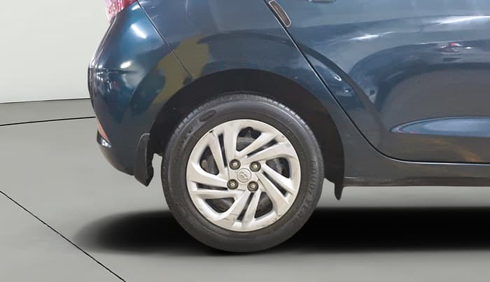 2022 Hyundai GRAND I10 NIOS MAGNA 1.2 KAPPA VTVT, Petrol, Manual, 28,698 km, Right Rear Wheel