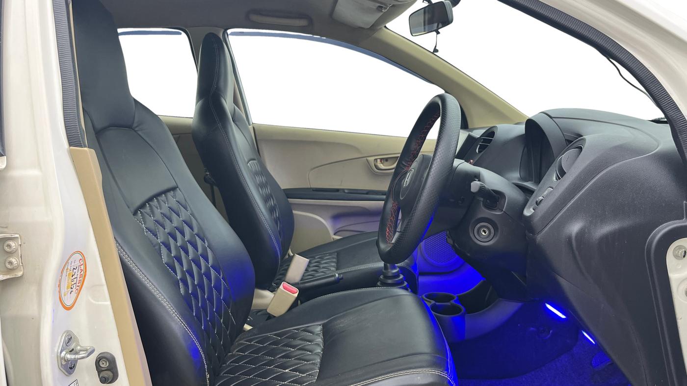 2014 Honda Amaze 1.2L I-VTEC E, Petrol, Manual, 85,841 km, Right Side Front Door Cabin