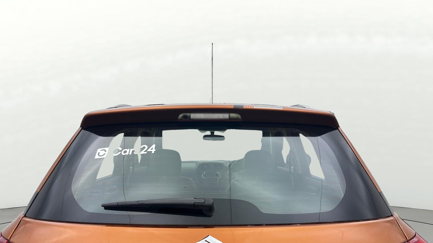 2019 Maruti Vitara Brezza ZDI AMT, Diesel, Automatic, 66,850 km, Rear Windshield