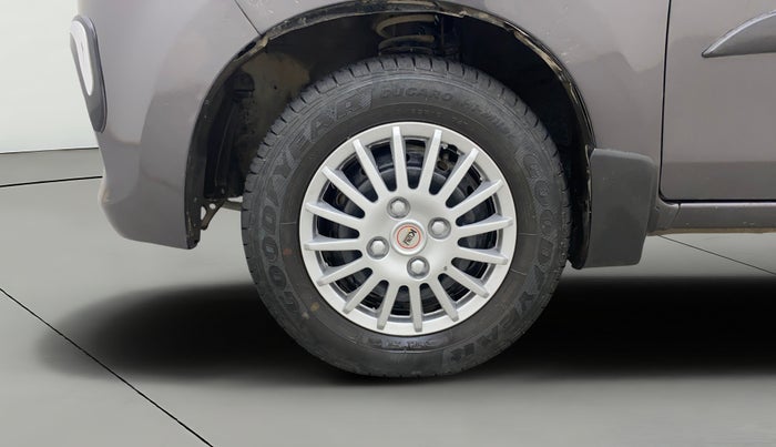 2017 Maruti Alto 800 LXI, Petrol, Manual, 34,901 km, Left Front Wheel