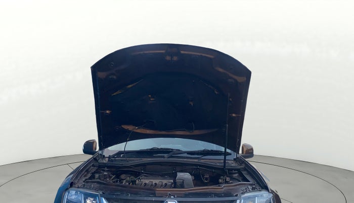 2016 Renault Duster RXL PETROL, Petrol, Manual, 52,815 km, Open Bonet