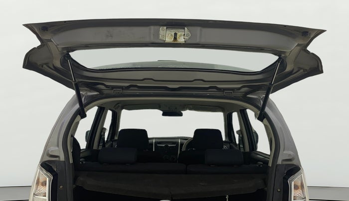 2014 Maruti Wagon R Stingray VXI, Petrol, Manual, 31,639 km, Boot Door Open