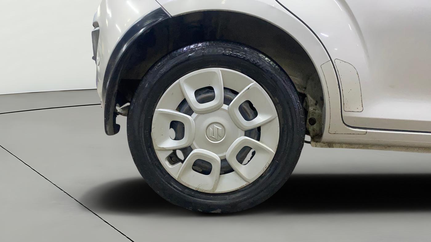 2019 Maruti IGNIS DELTA 1.2 AMT, Petrol, Automatic, 1,10,617 km, Right Rear Wheel