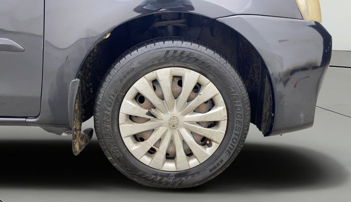 2012 Toyota Etios GD, Diesel, Manual, 97,115 km, Right Front Wheel