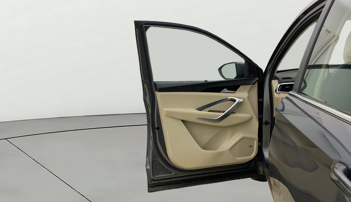 2021 MG HECTOR SHARP HYBRID 1.5 PETROL, Petrol, Manual, 46,670 km, LHS Front Door