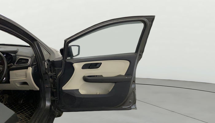 2022 Tata ALTROZ XE PETROL, Petrol, Manual, 51,889 km, RHS Front Door