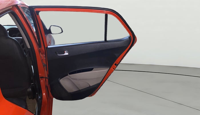 2018 Hyundai Grand i10 SPORTZ 1.2 KAPPA VTVT, Petrol, Manual, 23,843 km, RHS Rear Door