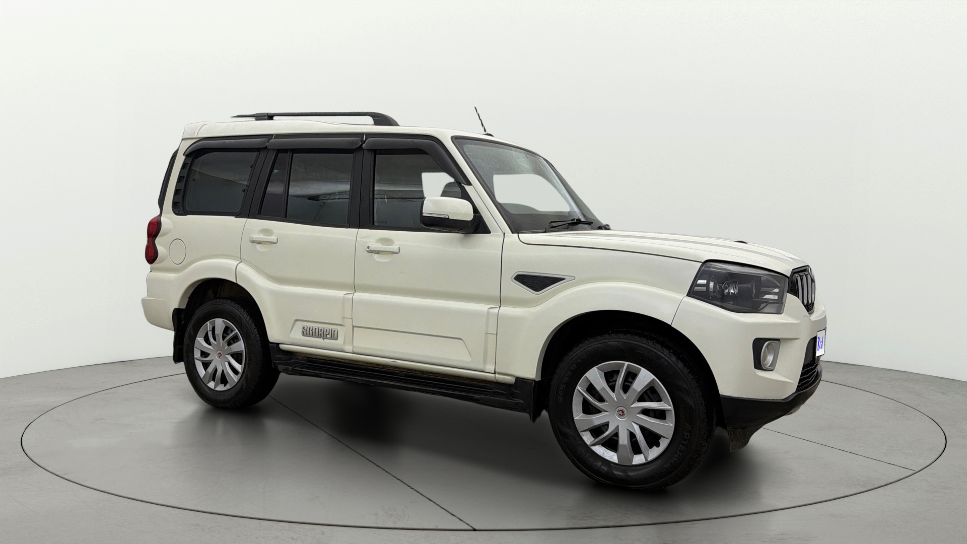2022 Mahindra Scorpio Classic S9 2022 Mahindra Scorpio Classic S9