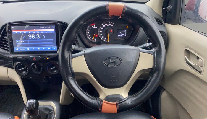 2019 Hyundai NEW SANTRO MAGNA, Petrol, Manual, 82,434 km, Steering Wheel Close Up