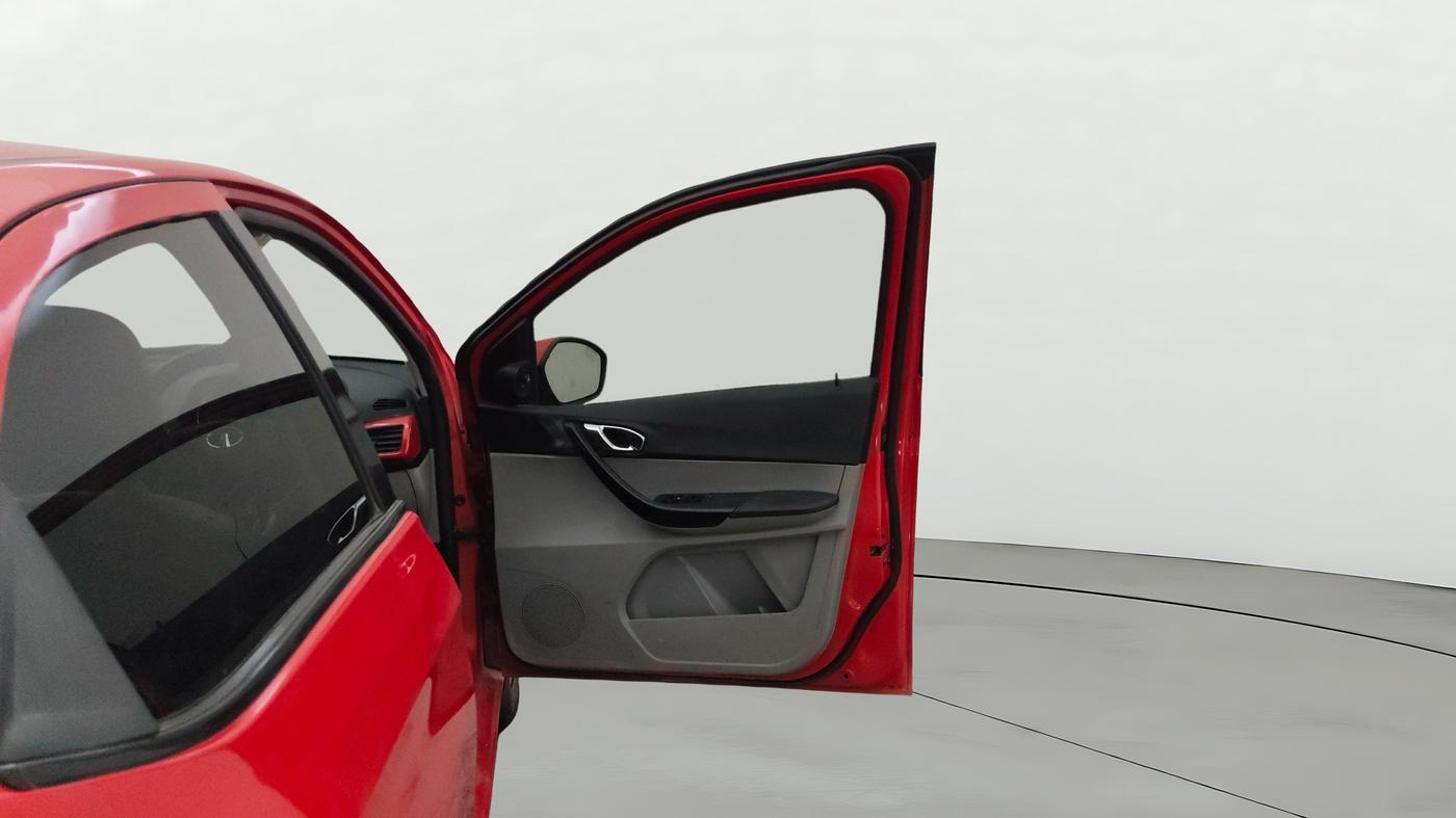 2020 Tata Tiago XZ PETROL, Petrol, Manual, 70,361 km, RHS Front Door