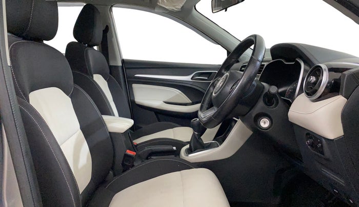 2022 MG ASTOR SUPER EX 1.5 MT, CNG, Manual, 71,103 km, Right Side Front Door Cabin