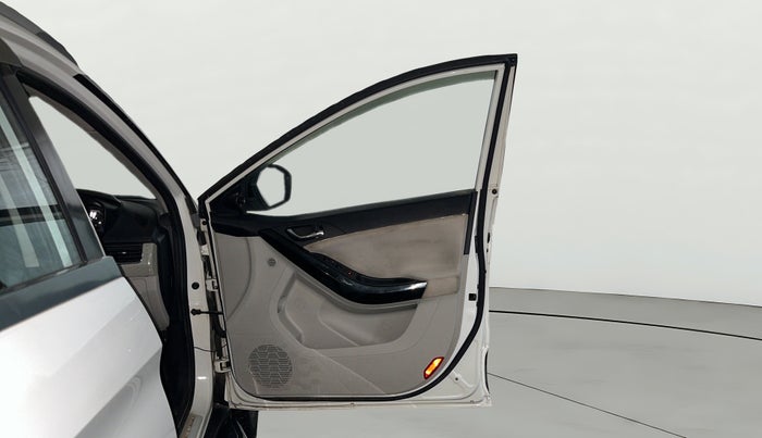 2020 Tata NEXON XZ PLUS PETROL, Petrol, Manual, 26,060 km, RHS Front Door