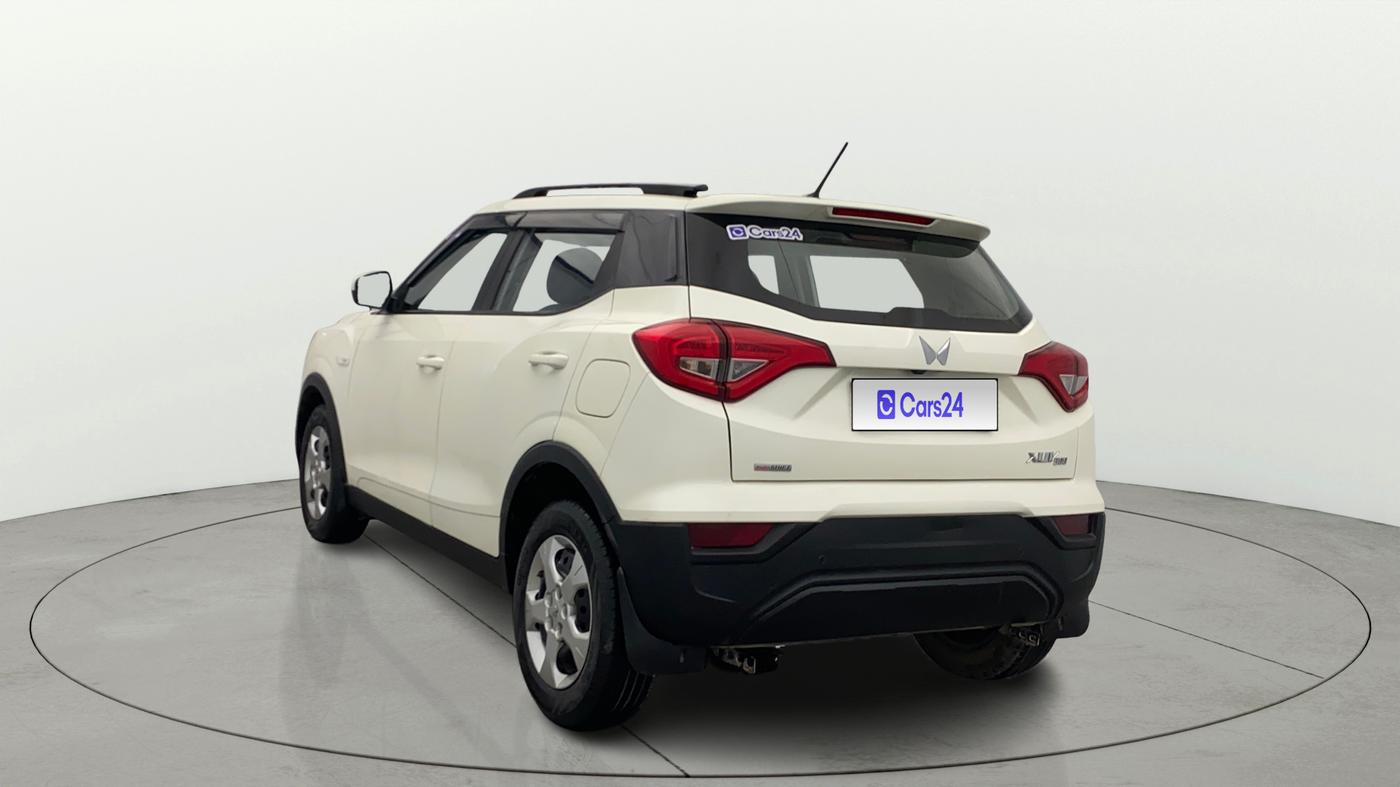 2023 Mahindra XUV300 W6 1.2 PETROL AMT, Petrol, Automatic, 33,518 km, Left Back Diagonal