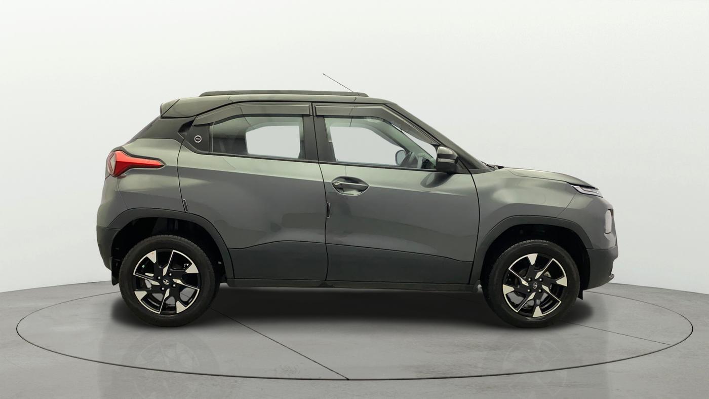 2023 Tata PUNCH CREATIVE  MT, Petrol, Manual, 15,658 km, Right Side View