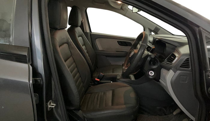 2021 Tata ALTROZ XE PETROL, Petrol, Manual, 18,377 km, Right Side Front Door Cabin