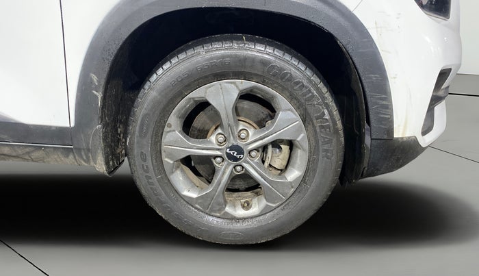 2022 KIA SELTOS HTK PLUS 1.5 DIESEL, Diesel, Manual, 70,089 km, Right Front Wheel