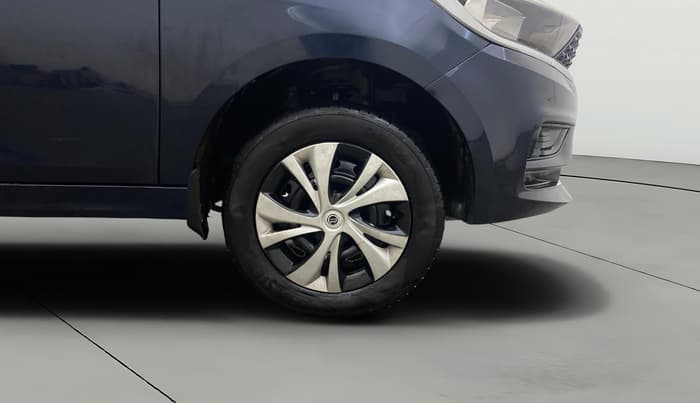 2021 Tata Tiago XT PETROL, Petrol, Manual, 1,20,798 km, Right Front Wheel