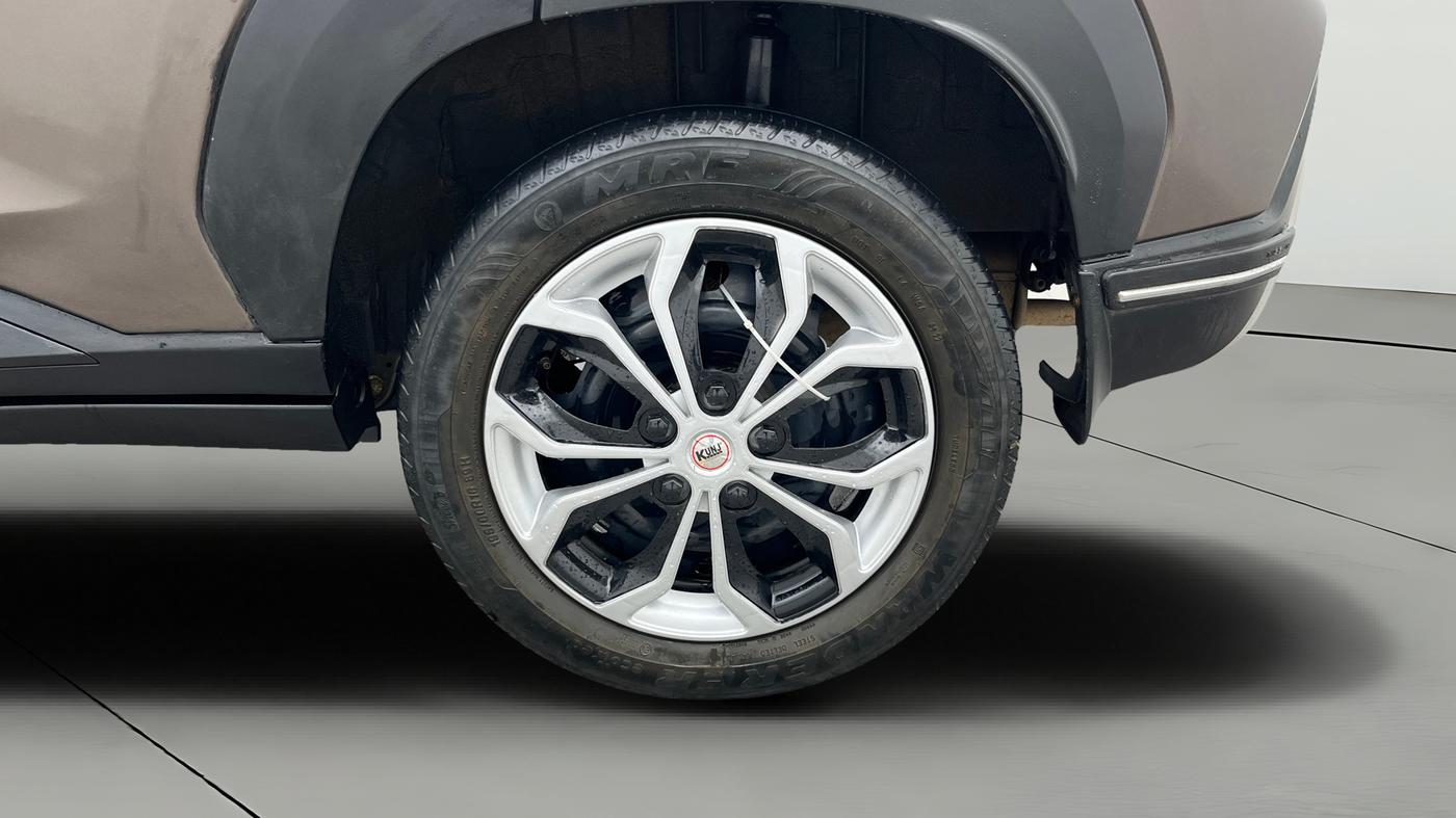 2022 Nissan MAGNITE XL, Petrol, Manual, 54,684 km, Left Rear Wheel