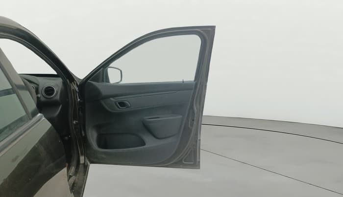2018 Renault Kwid RXL, Petrol, Manual, 74,196 km, RHS Front Door