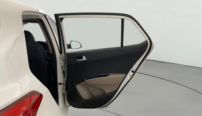 2017 Hyundai Grand i10 SPORTZ 1.2 KAPPA VTVT, CNG, Manual, 98,385 km, RHS Rear Door