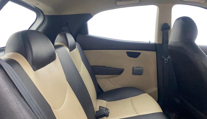 2014 Hyundai Eon ERA +, Petrol, Manual, 47,036 km, Right Side Rear Door Cabin