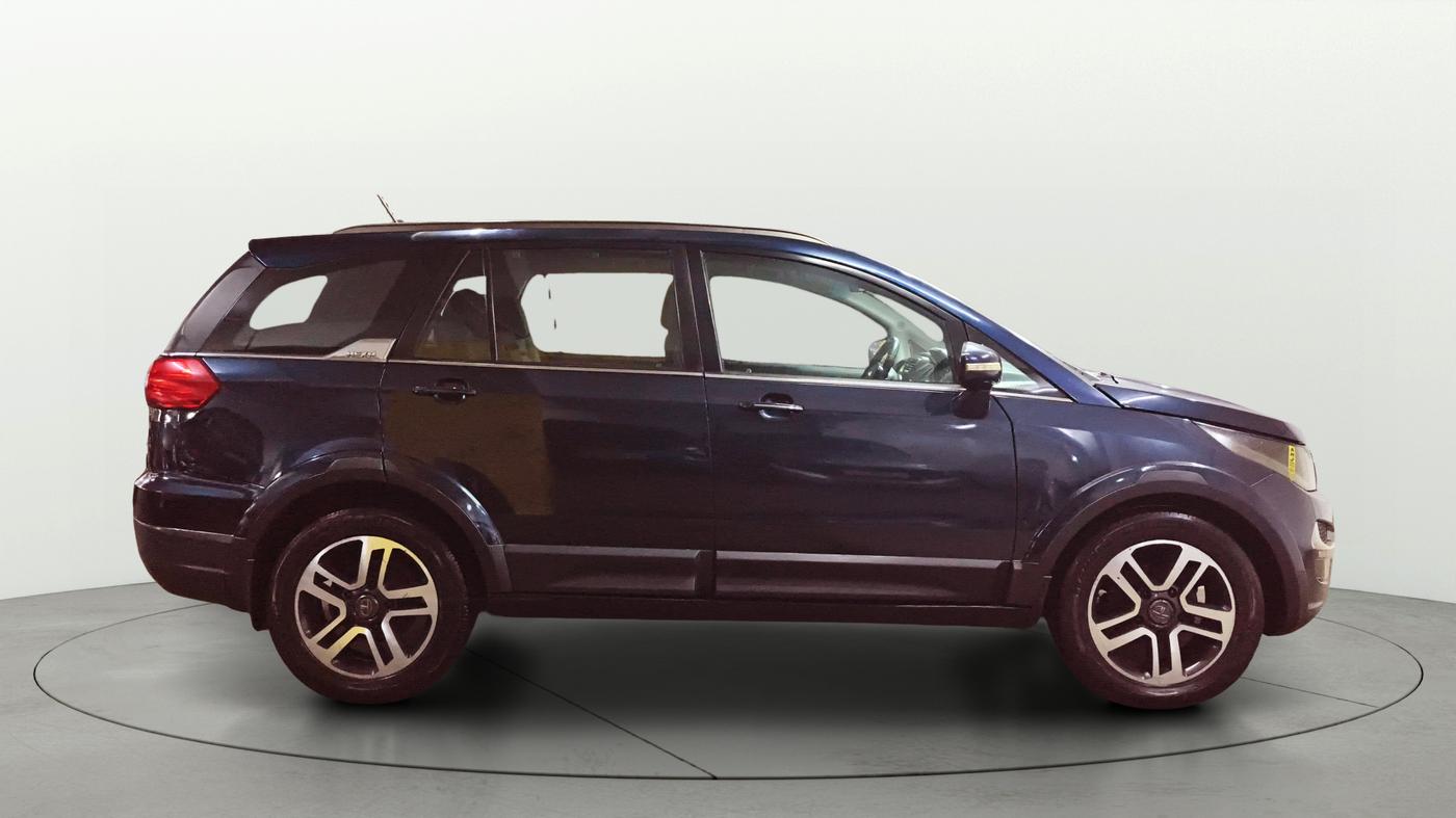 2017 Tata Hexa XT 4X2 7 STR, Diesel, Manual, 1,38,339 km, Right Side View