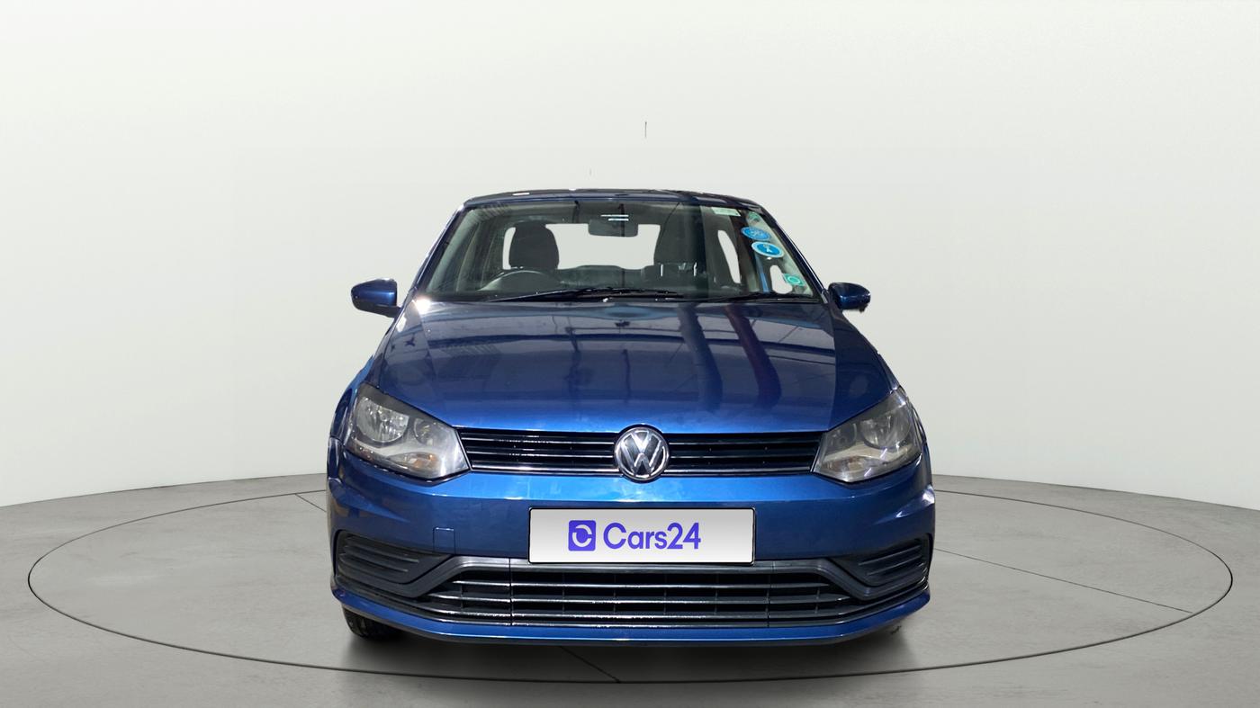 2017 Volkswagen Ameo TRENDLINE 1.2L, Petrol, Manual, 1,11,912 km, Front