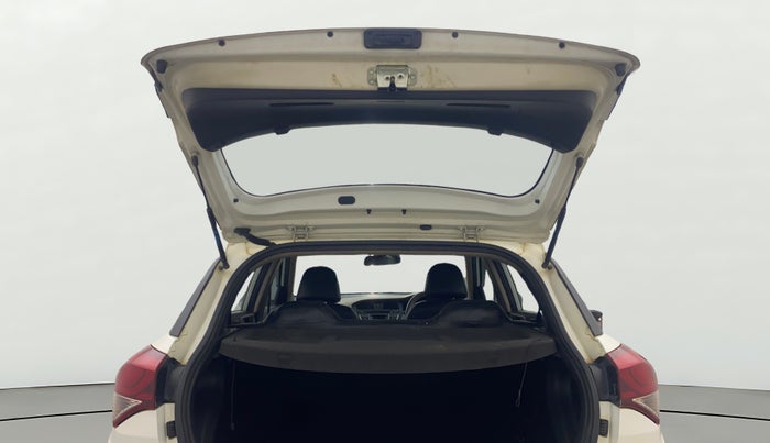 2015 Hyundai Elite i20 MAGNA 1.2, Petrol, Manual, 80,186 km, Boot Door Open