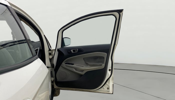 2016 Ford Ecosport TITANIUM 1.5L DIESEL, Diesel, Manual, 1,01,769 km, RHS Front Door