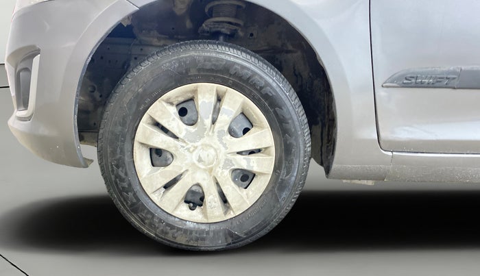 2017 Maruti Swift LXI (O), Petrol, Manual, 79,321 km, Left Front Wheel