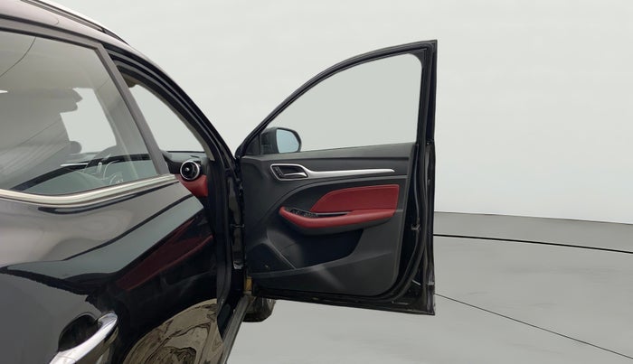 2023 MG ASTOR SAVVY 1.3 TURBO AT S RED, Petrol, Automatic, 34,832 km, RHS Front Door