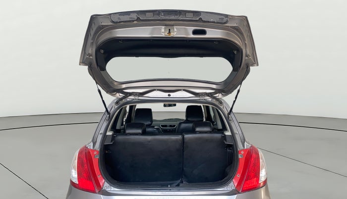 2015 Maruti Swift ZDI, Diesel, Manual, 1,49,958 km, Boot Open Zoomed View