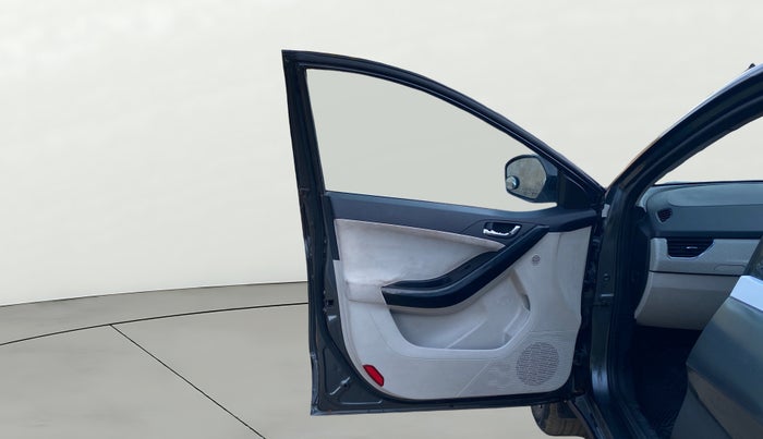 2022 Tata NEXON XZ PLUS PETROL, Petrol, Manual, 39,455 km, LHS Front Door