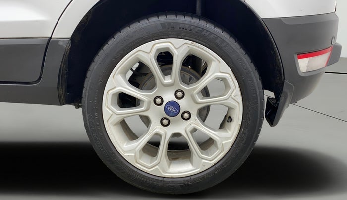 2018 Ford Ecosport TITANIUM + 1.5L DIESEL, Diesel, Manual, 1,32,410 km, Left Rear Wheel