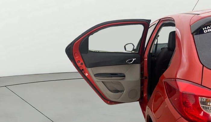 2017 Tata Tiago XZ PETROL, CNG, Manual, 65,204 km, LHS Rear Door