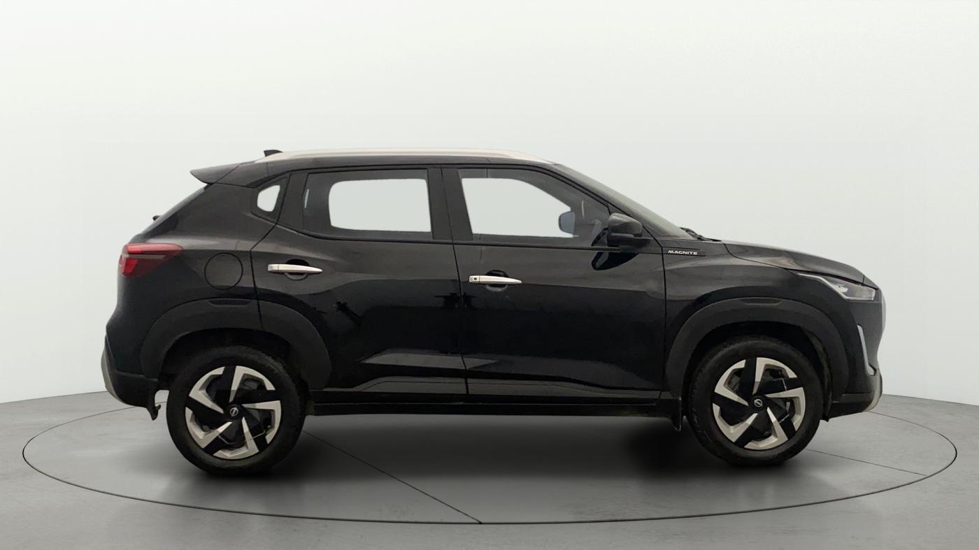 2025 Nissan MAGNITE Acenta B4D 1.0 Petrol MT, Petrol, Manual, 22,036 km, Right Side View