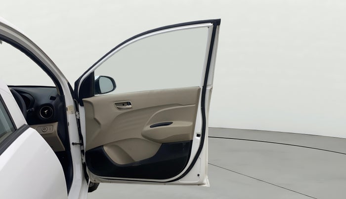 2020 Hyundai NEW SANTRO ASTA AMT, Petrol, Automatic, 9,162 km, RHS Front Door