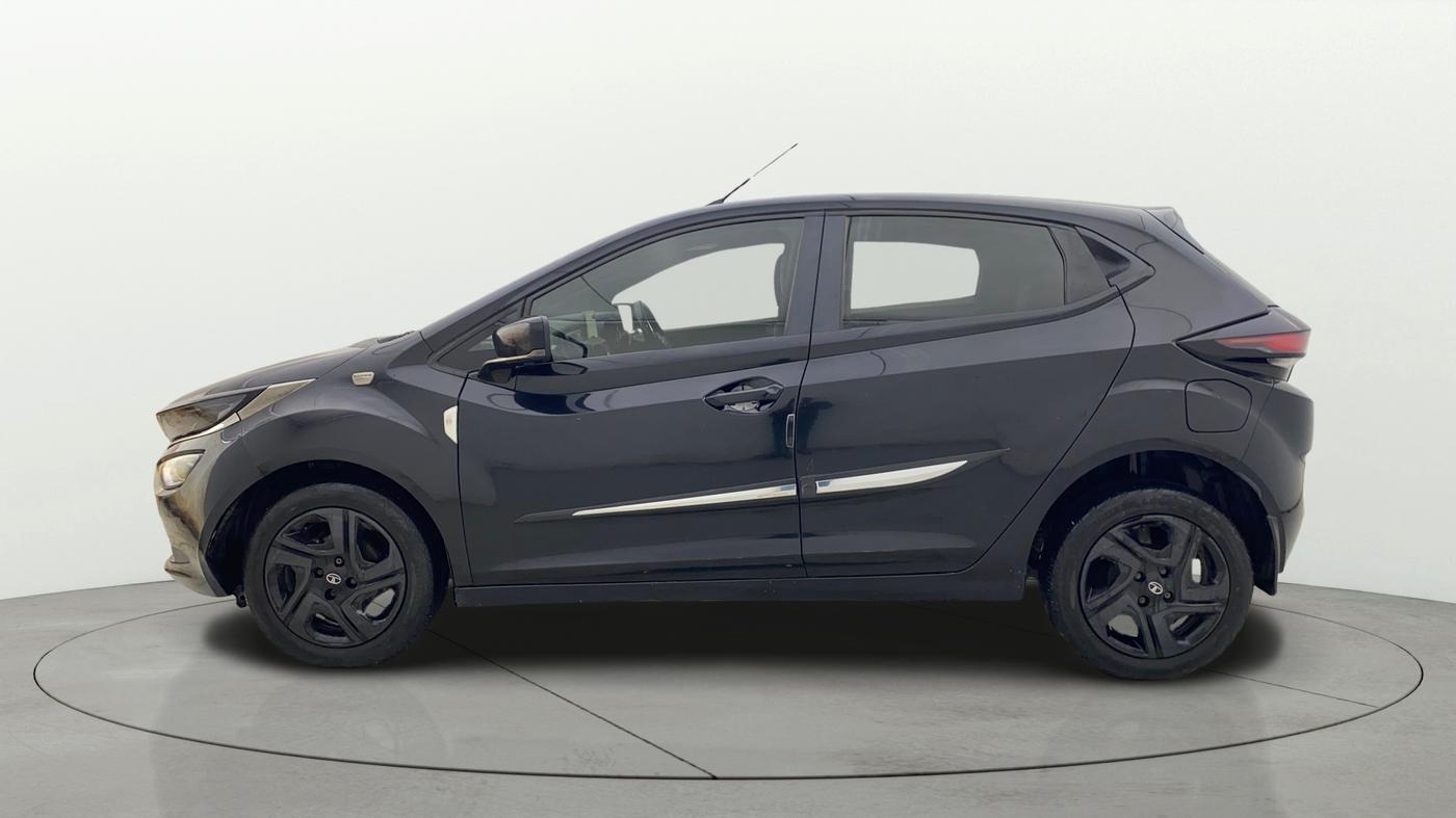 2022 Tata ALTROZ XT DIESEL DARK EDITION, Diesel, Manual, 72,176 km, Left Side