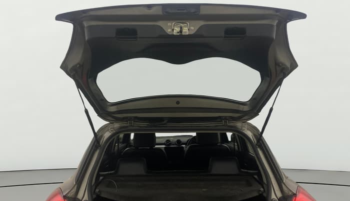 2021 Maruti Swift VXI, CNG, Manual, 52,040 km, Boot Door Open